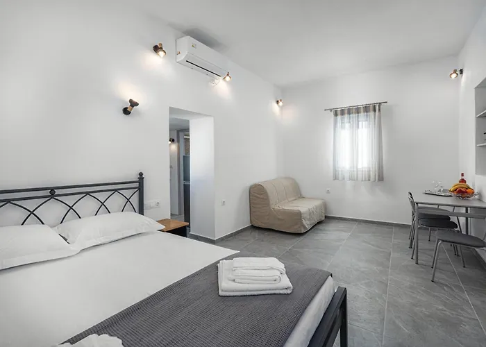 Apartamento Anemologio Serifos Town